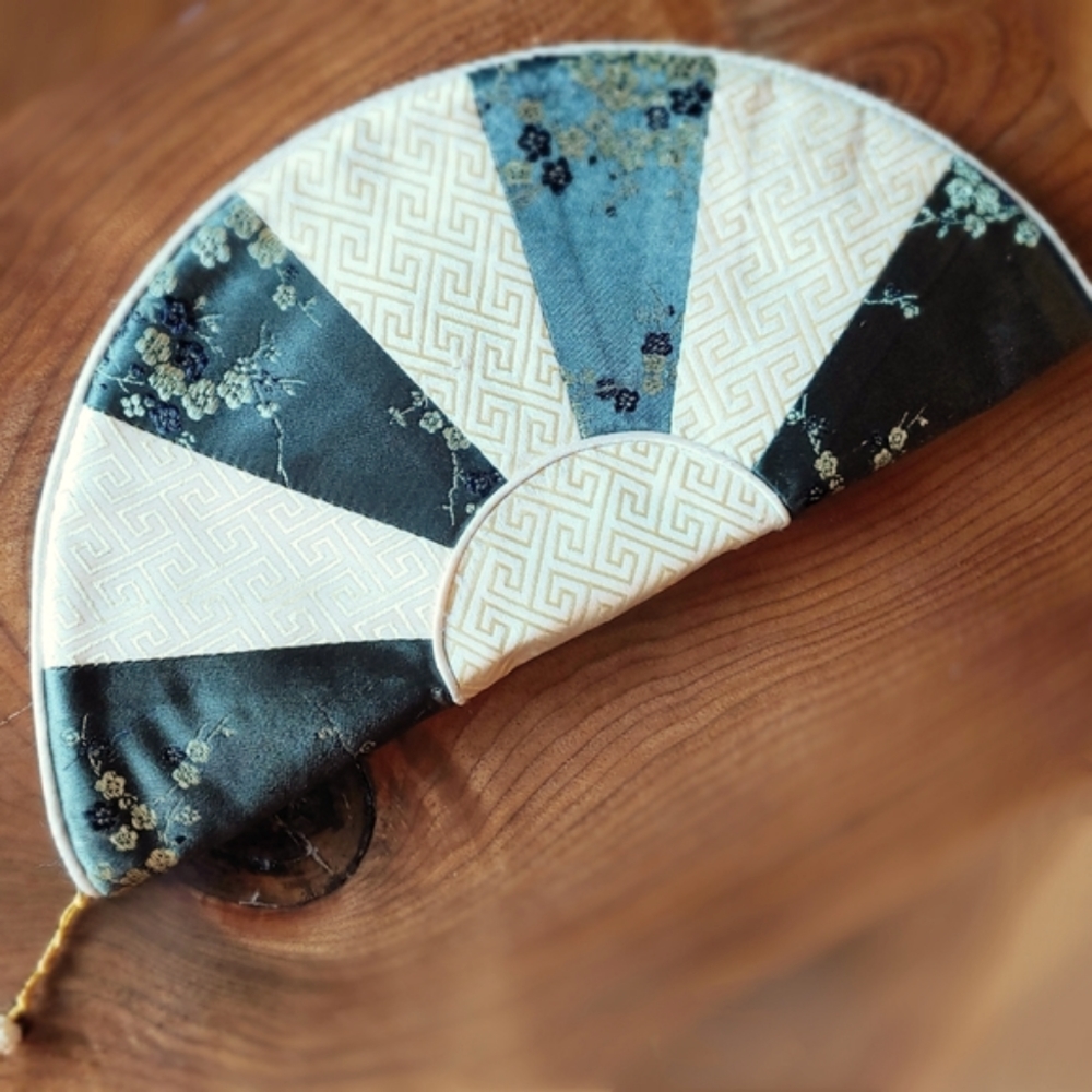 Yellow & green clutch fan shaped floral & geometric pattern, measurement in pics